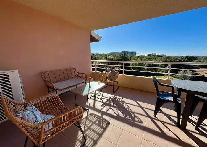 Appartement Très Beau T3 5 Min à Pieds *